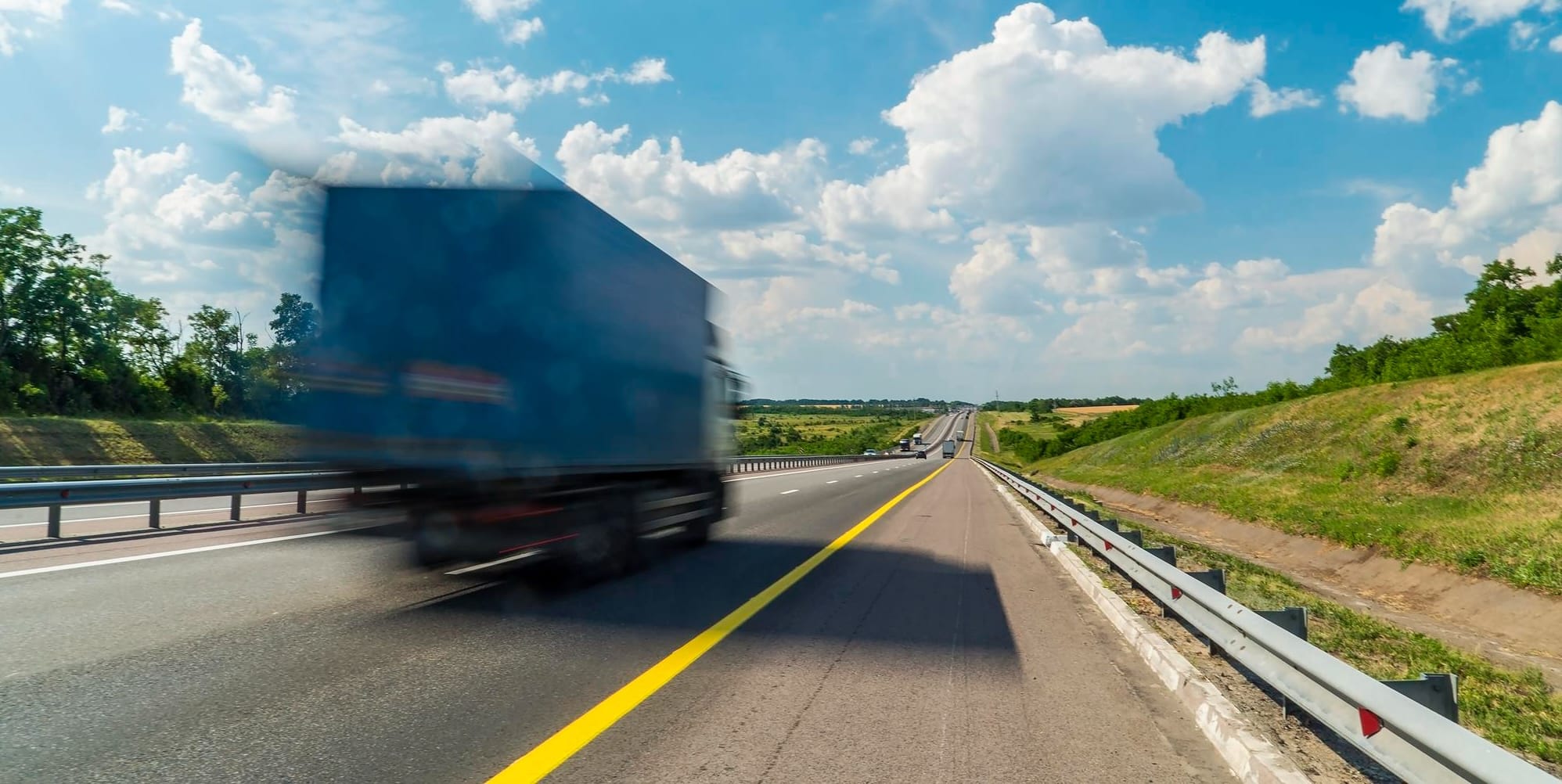 Zespół doświadczonych i wyspecjalizowanych spedytorów realizuje dziesiątki zamówień od naszych klientów, każdego dnia.